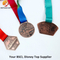 Liberar las medallas del deporte del metal del molde con la cinta